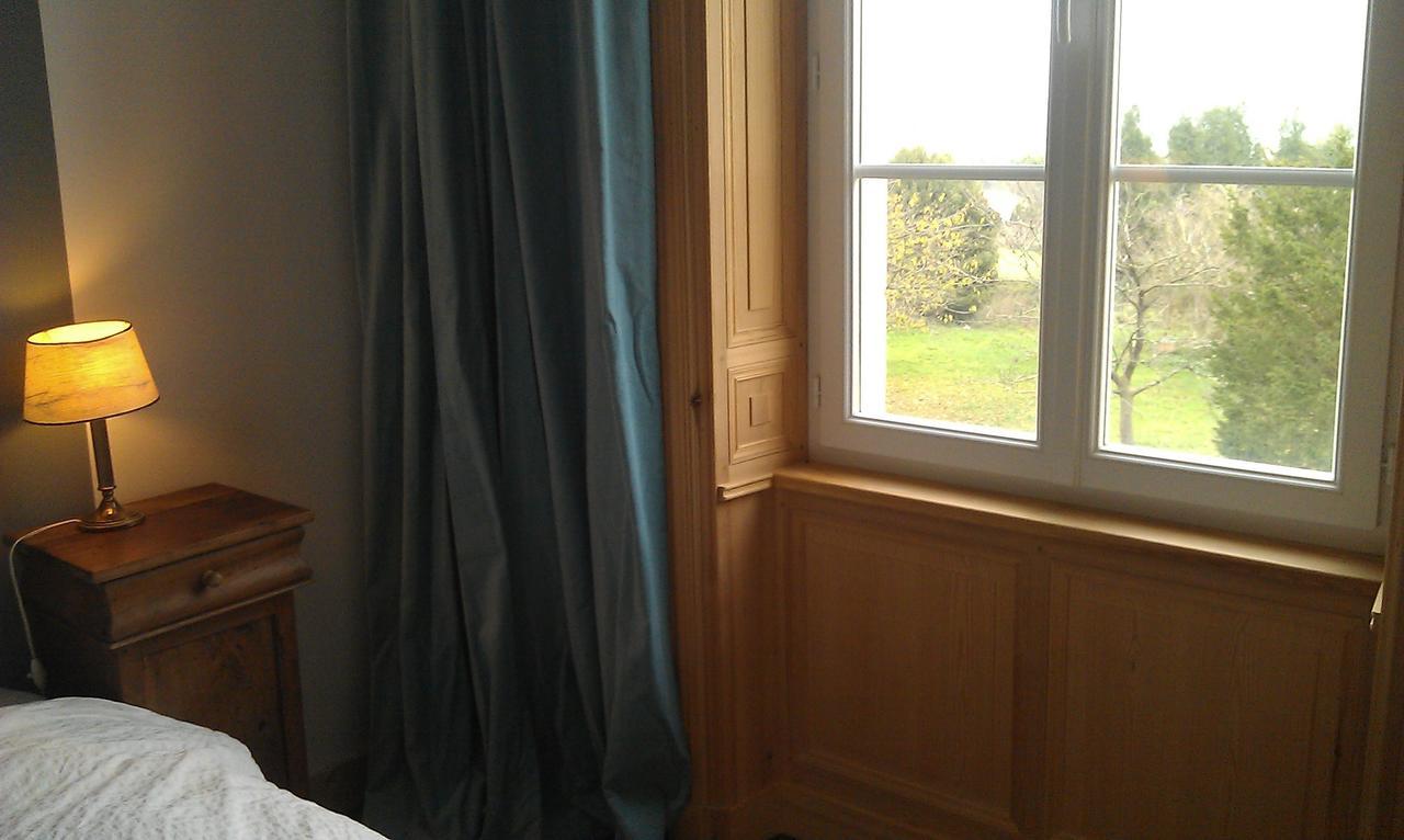 Le Dojo Du Plessis Bed & Breakfast Mareuil  Cameră foto