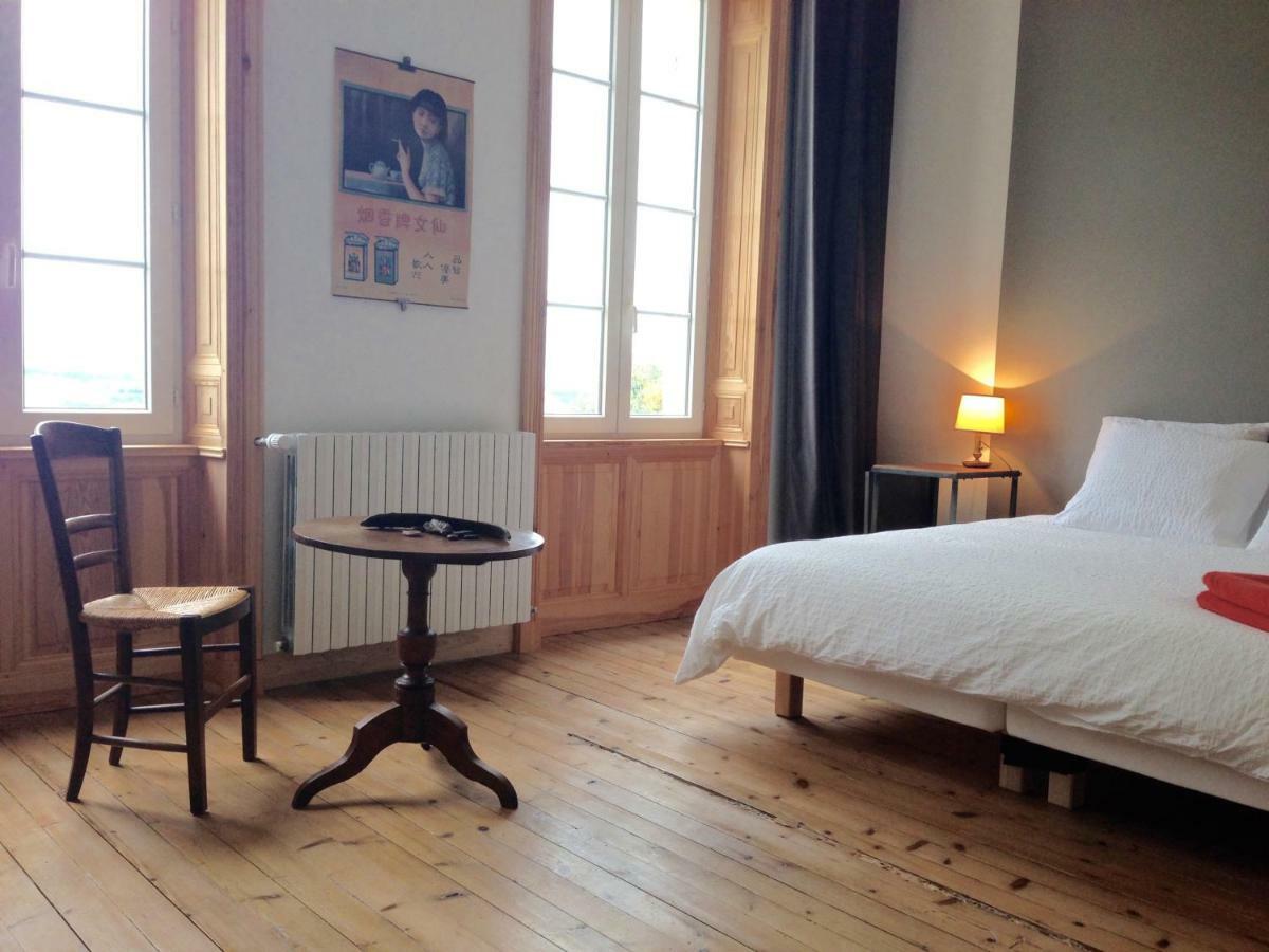 Le Dojo Du Plessis Bed & Breakfast Mareuil  Exterior foto